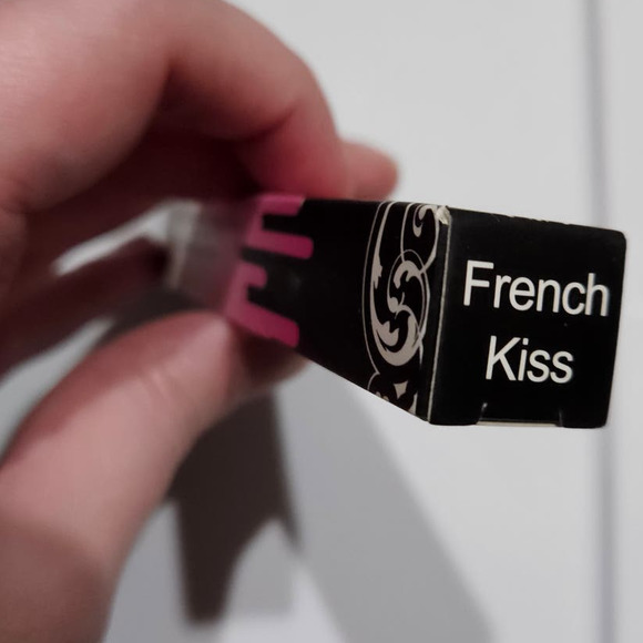 Medusa's Makeup Cruelty Free Lip Gloss FRENCH KISS ~ Barbie Barbciecore Pink - Picture 5 of 6